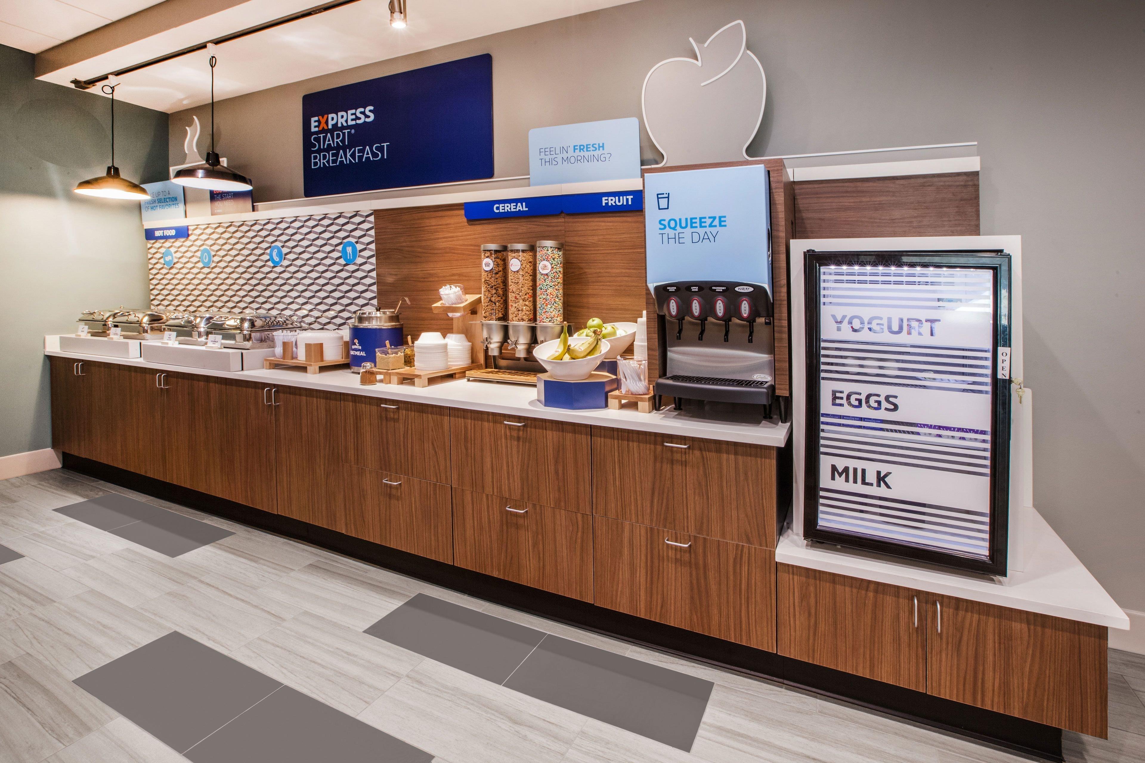 Holiday Inn Express & Suites Bloomington West By Ihg Eksteriør billede