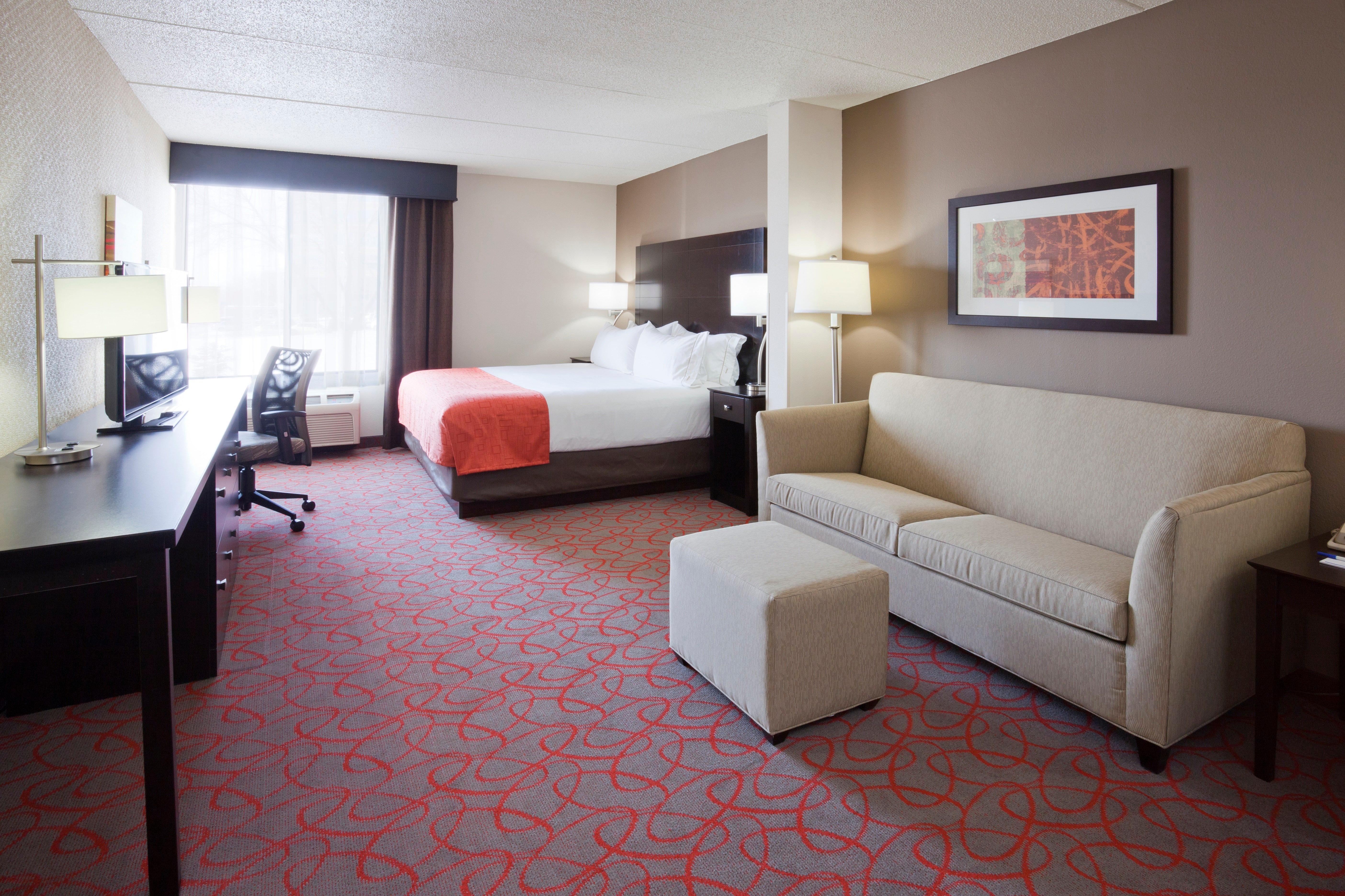 Holiday Inn Express & Suites Bloomington West By Ihg Eksteriør billede