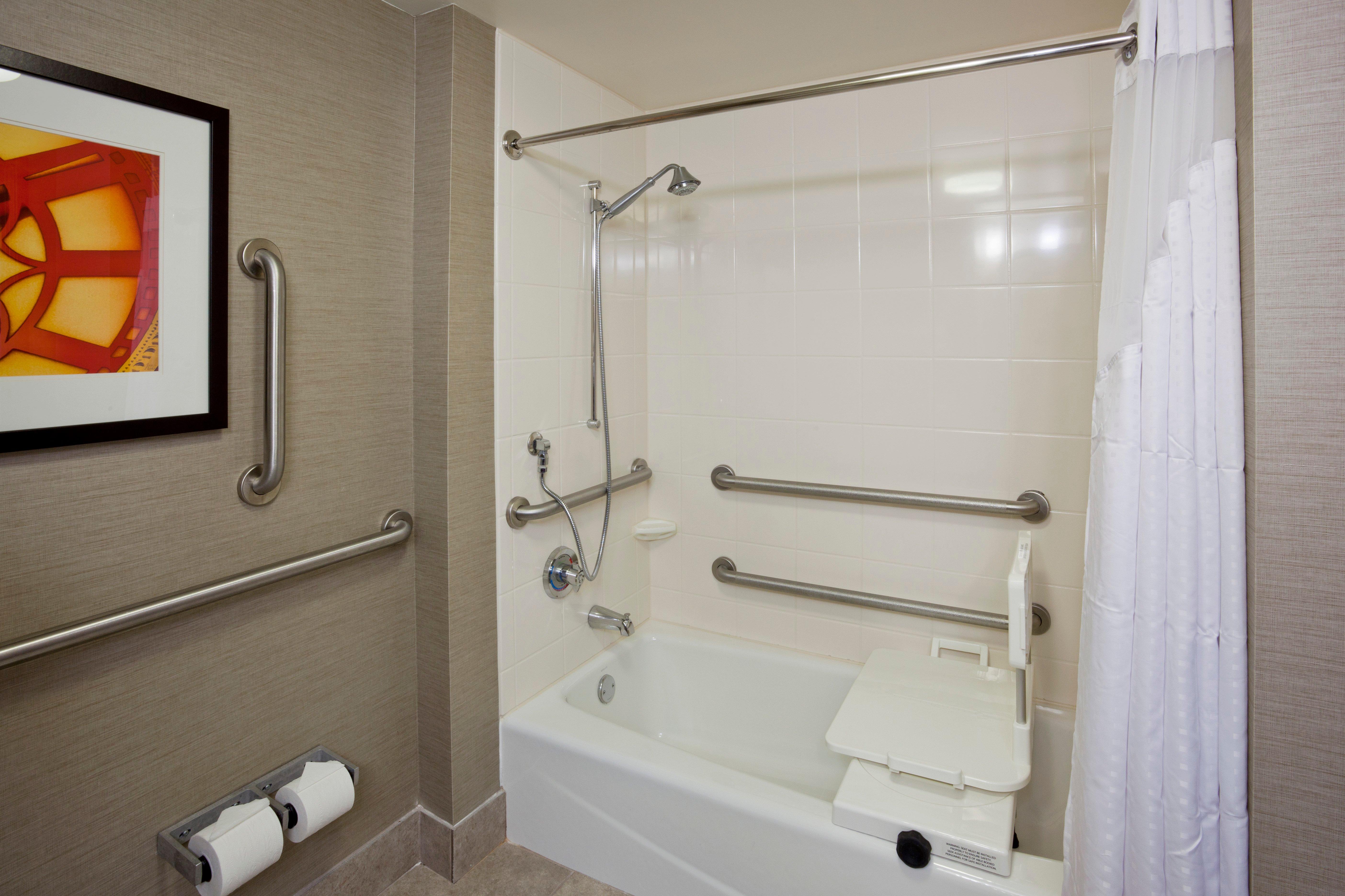 Holiday Inn Express & Suites Bloomington West By Ihg Eksteriør billede